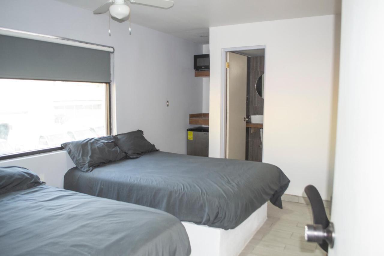 Apartamentos Ambassador 티후아나 외부 사진