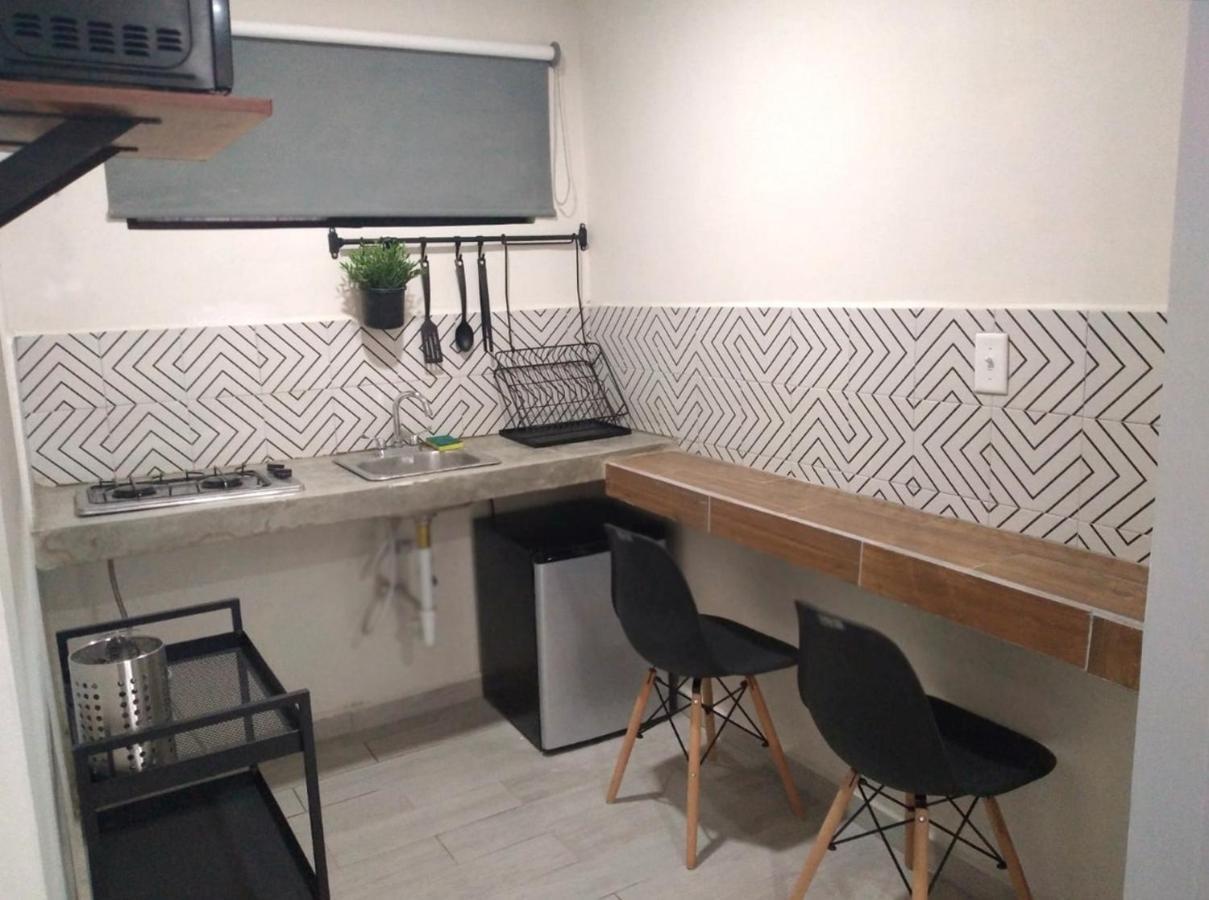 Apartamentos Ambassador 티후아나 외부 사진