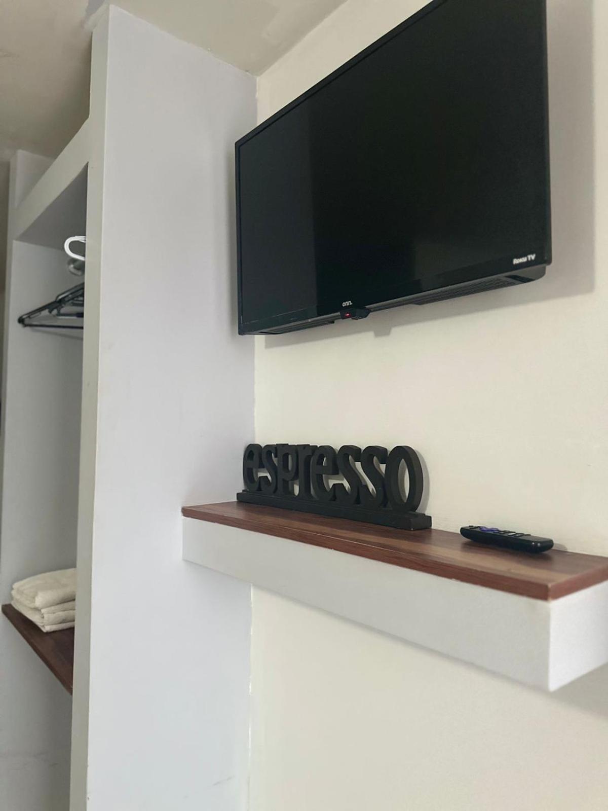 Apartamentos Ambassador 티후아나 외부 사진